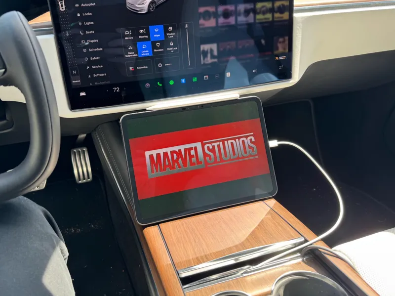 Tesla Model S Refresh iPad Mount (Pro 11″)