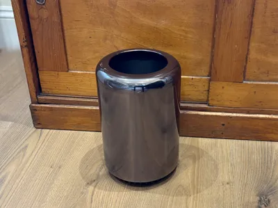 Trash Can Mac Pro – Trash Can