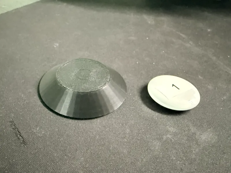 Slim AirTag Holder Vault