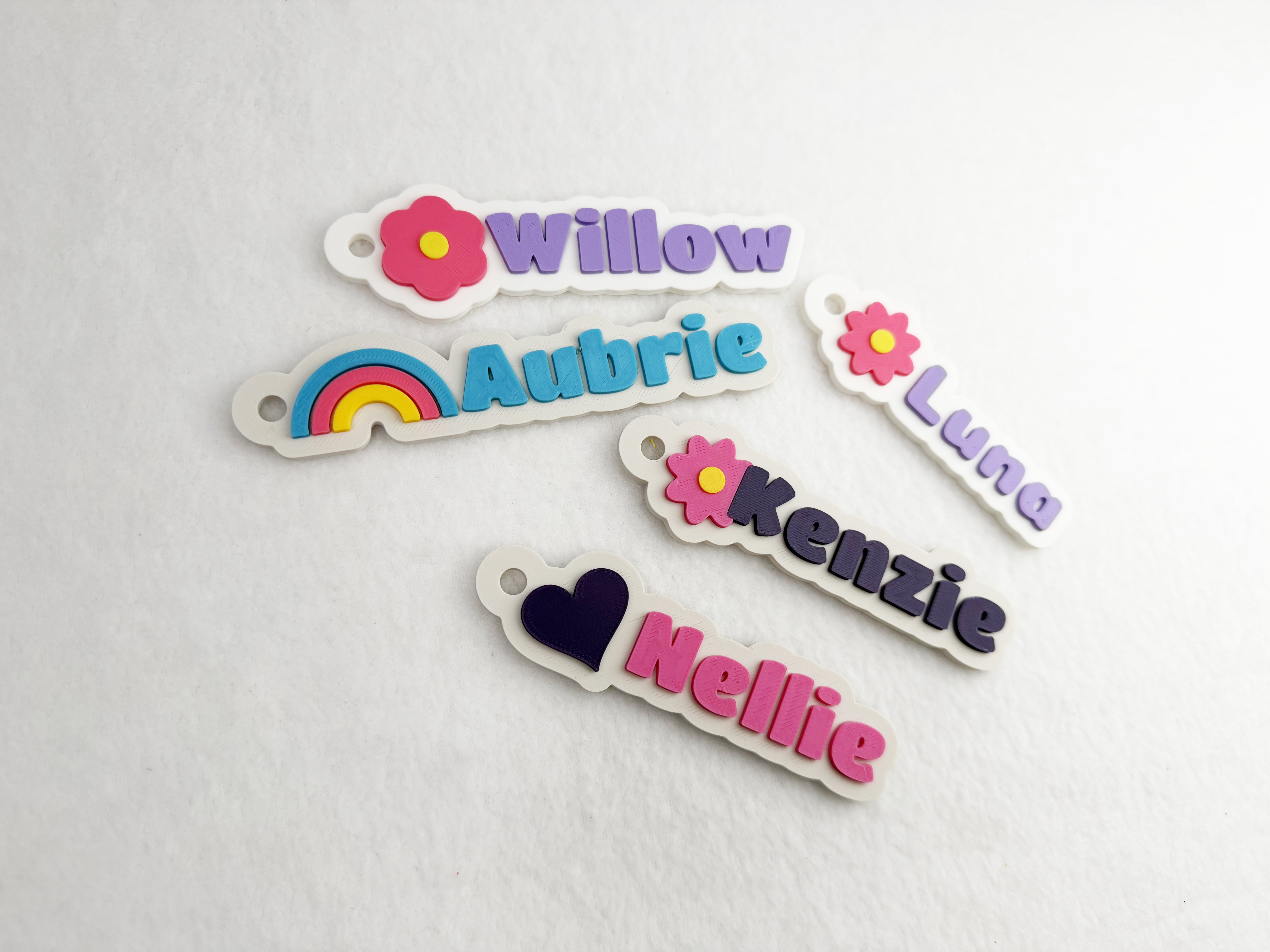 Miniatura 3 do modelo 3D Customizable Girly Keychain