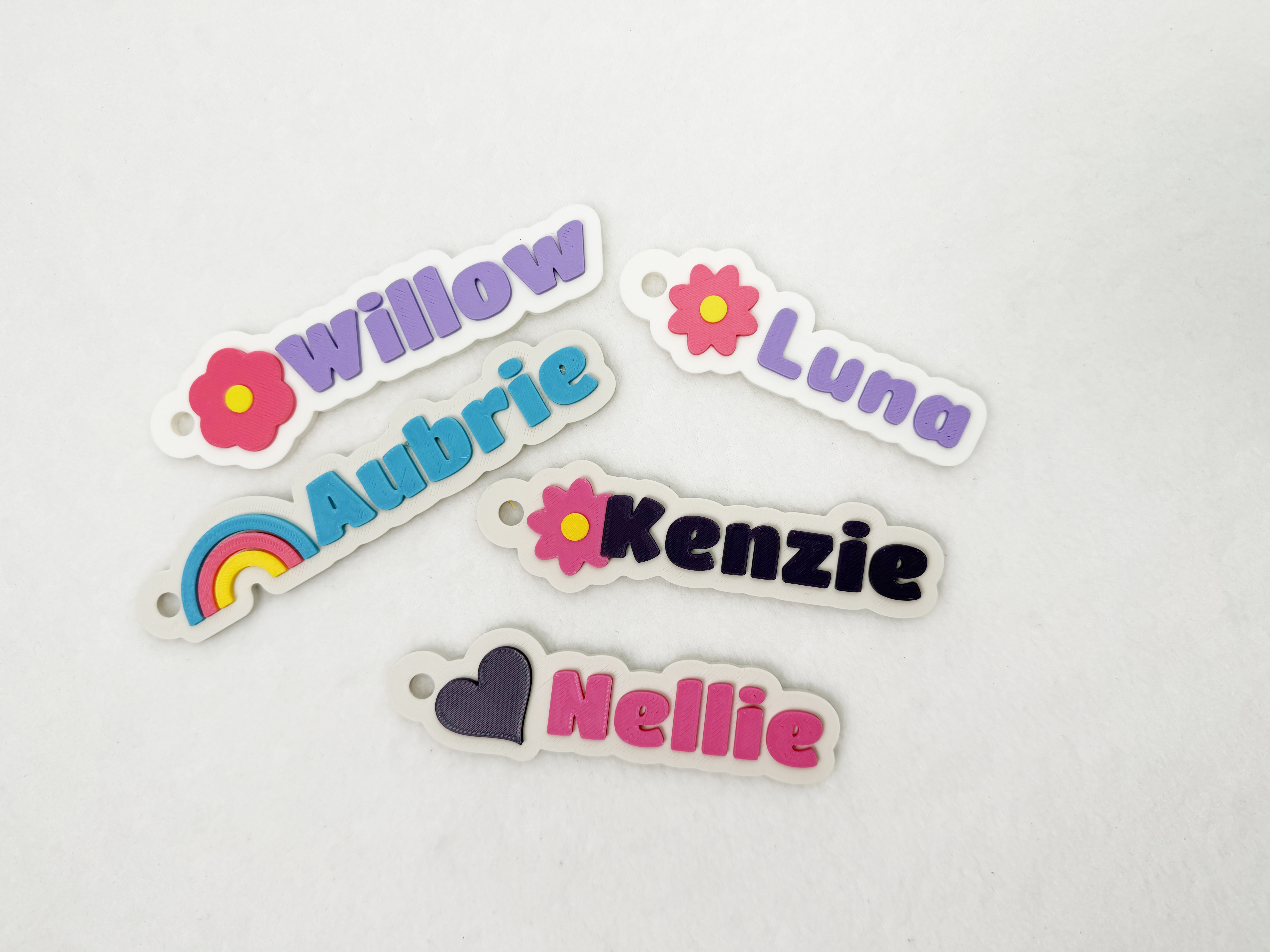 Miniatura 4 do modelo 3D Customizable Girly Keychain