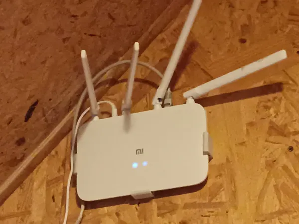Support mural pour routeur Xiaomi Mi Router 4A Gigabit