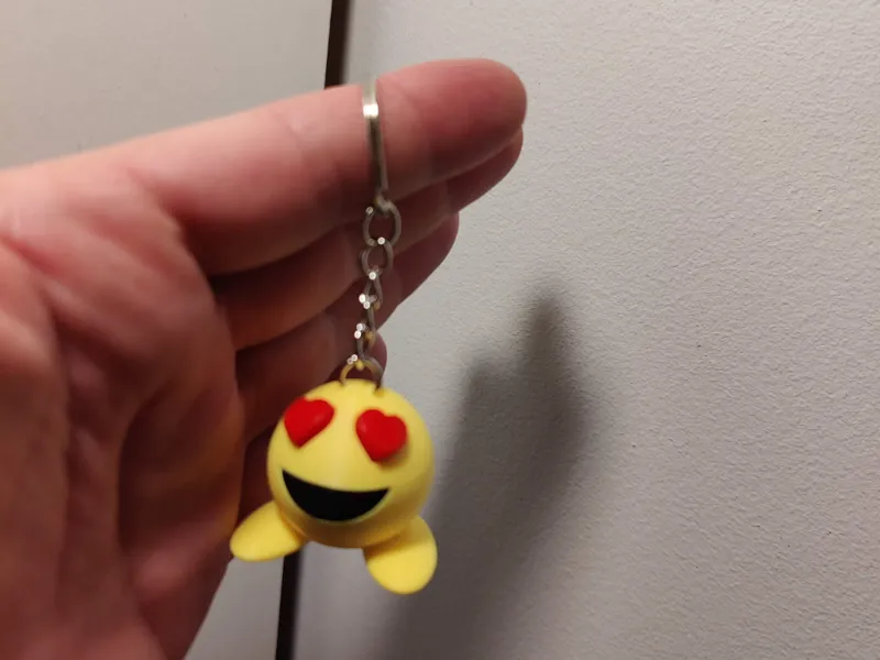 Emoji Enamored keychain