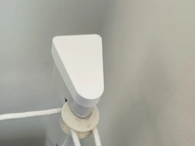 Tappo stendino a soffitto