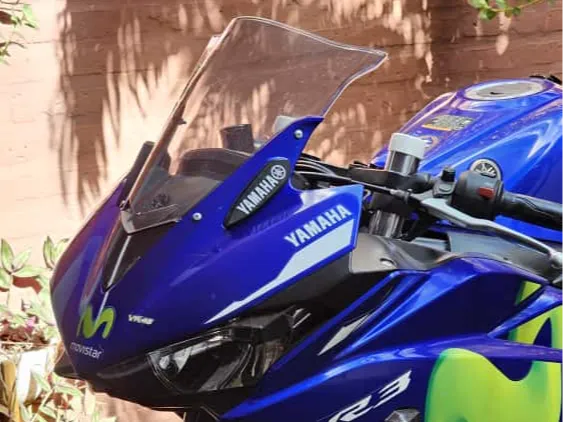 YAMAHA R3 TAPA DE ESPEJO