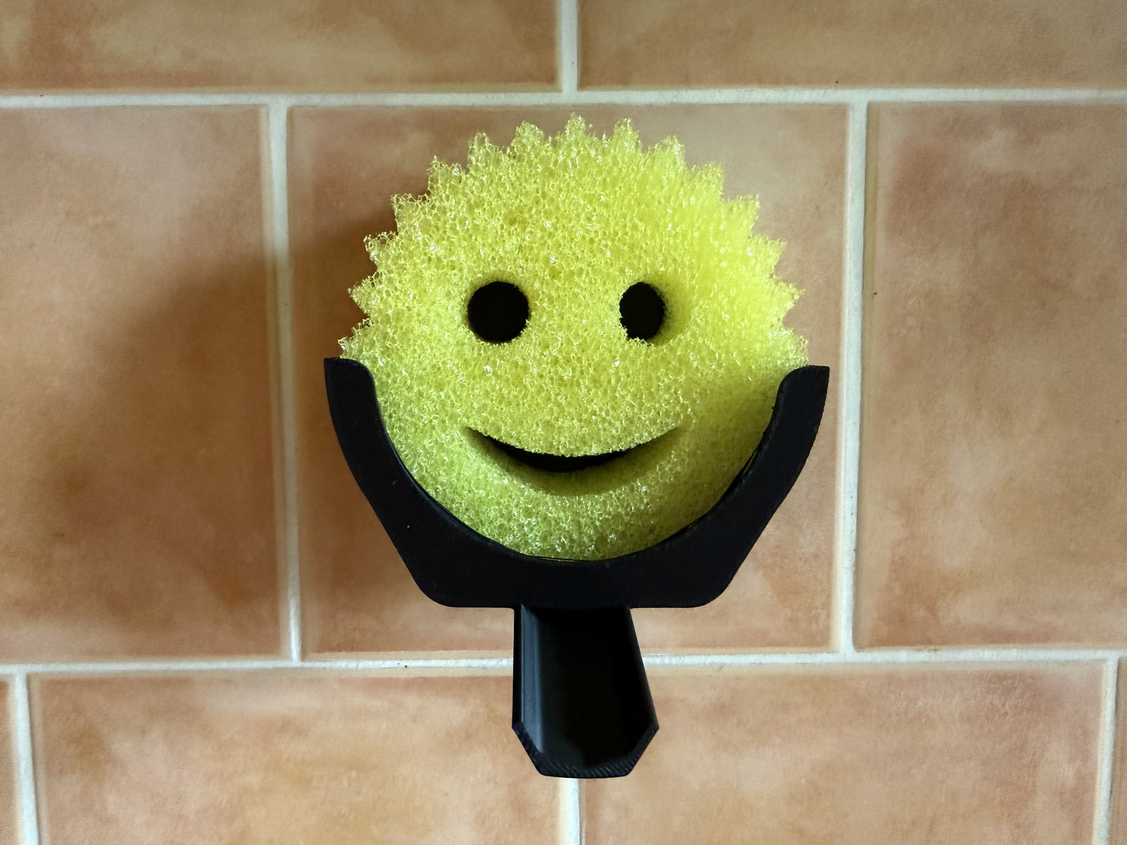 Miniatura 2 do modelo 3D Scrub Daddy - Backsplash Drainer.