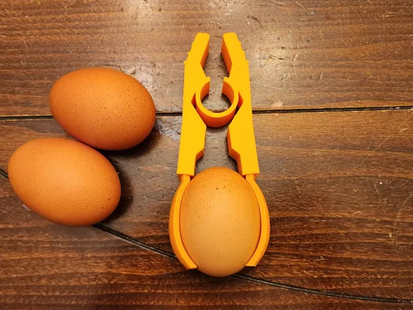 Pince à tremper les œufs de Pâques