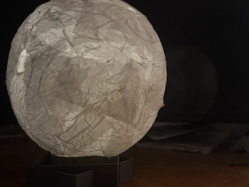TP moon light stand