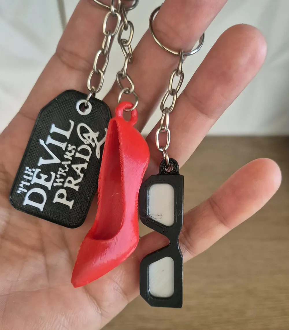 The Devil Wears Prada 2 keychain kit - Free 3D Print Model