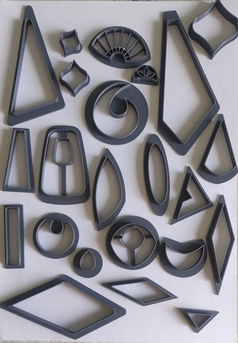 Multiple cookie cutters