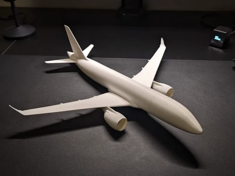 Airbus A220-100 (Scaled 1:100)  *Updated