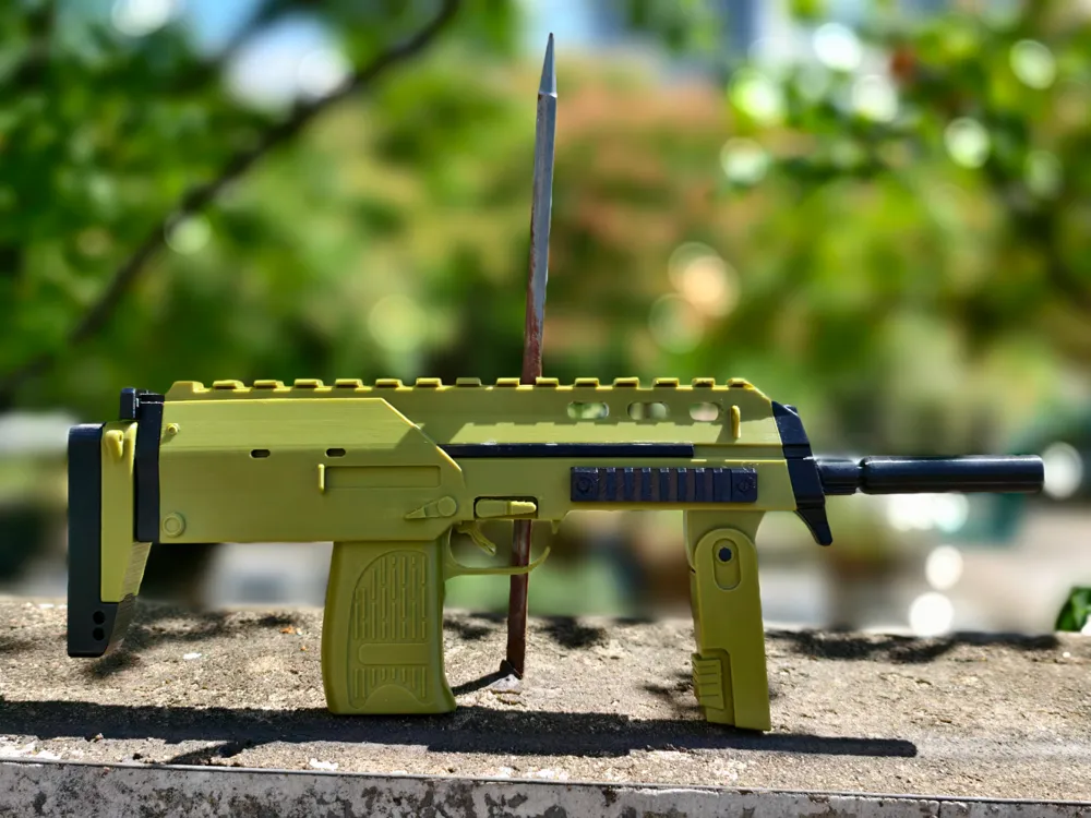 H&K mp7 Submachine Gun Toy德国mp7冲锋枪玩具模型 - 免费 3D 打印模型 - MakerWorld