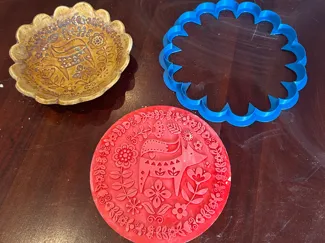 Scallop plate cutter, flower plate