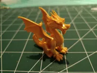 Figurine de dragon détaillée — photo 4