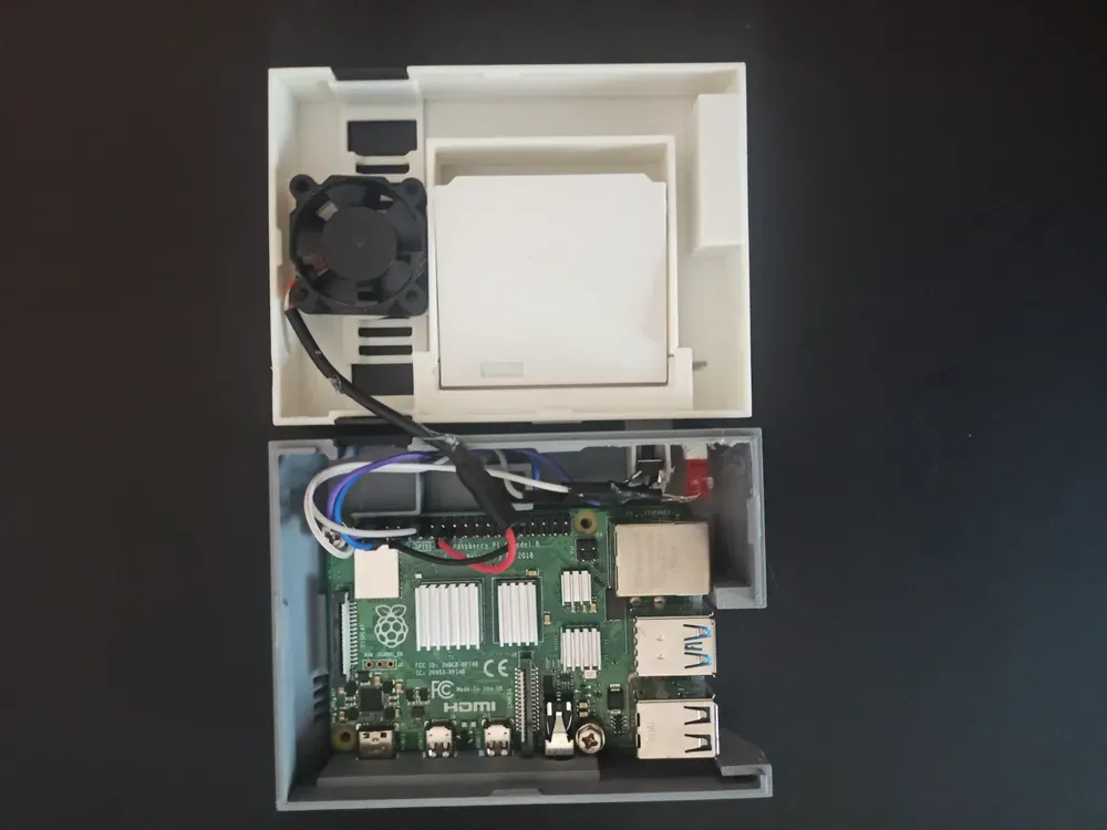 Mini NES Raspberry Pi 4 (V2 With Cartbridge) by Nitros - MakerWorld