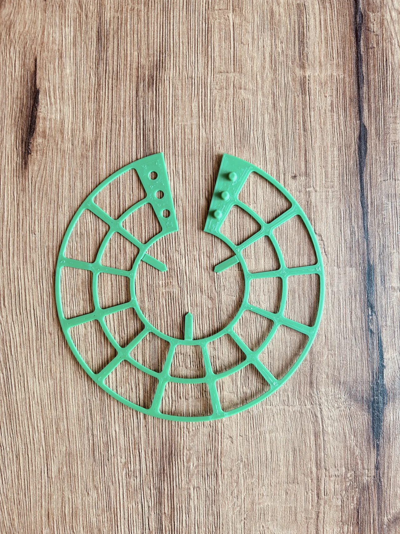 Strawberry Plant Support – Simple 3D Print view 2