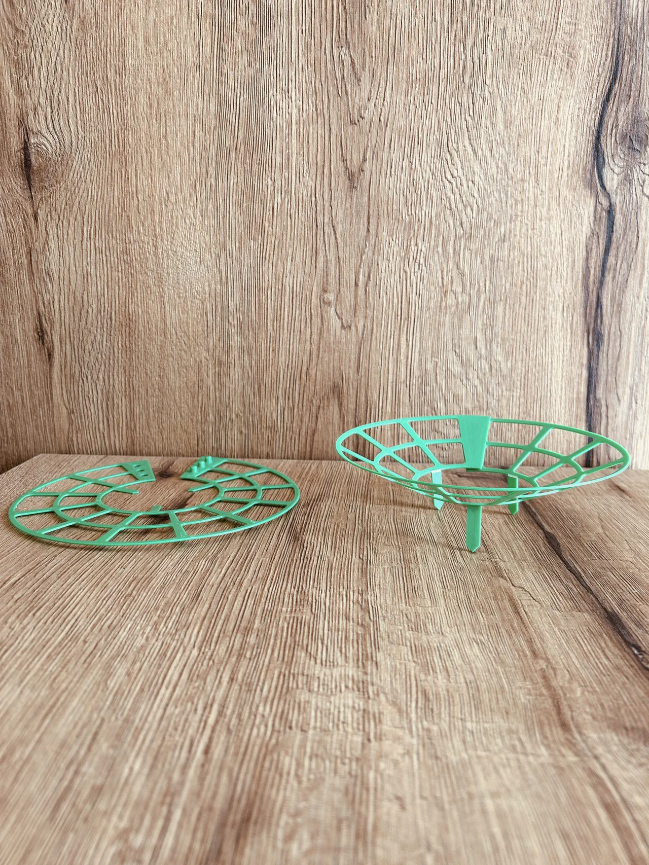 Strawberry Plant Support – Simple 3D Print view 4