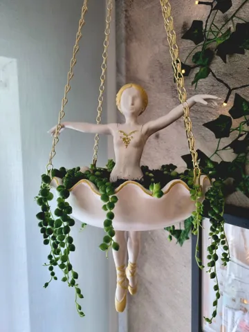 Letrero o emblema decorativo: Flying Ballerina — vista de referencia 2