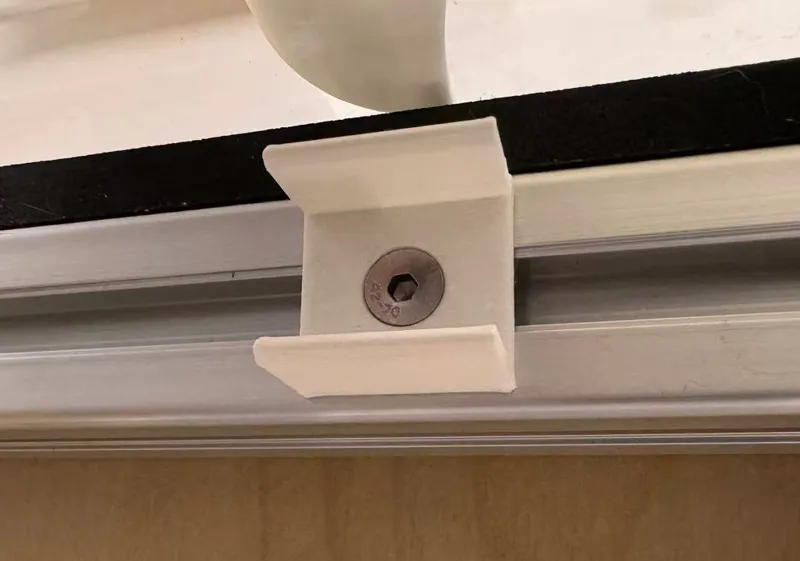 30铝型材T5灯架夹-T5 tube clip v1