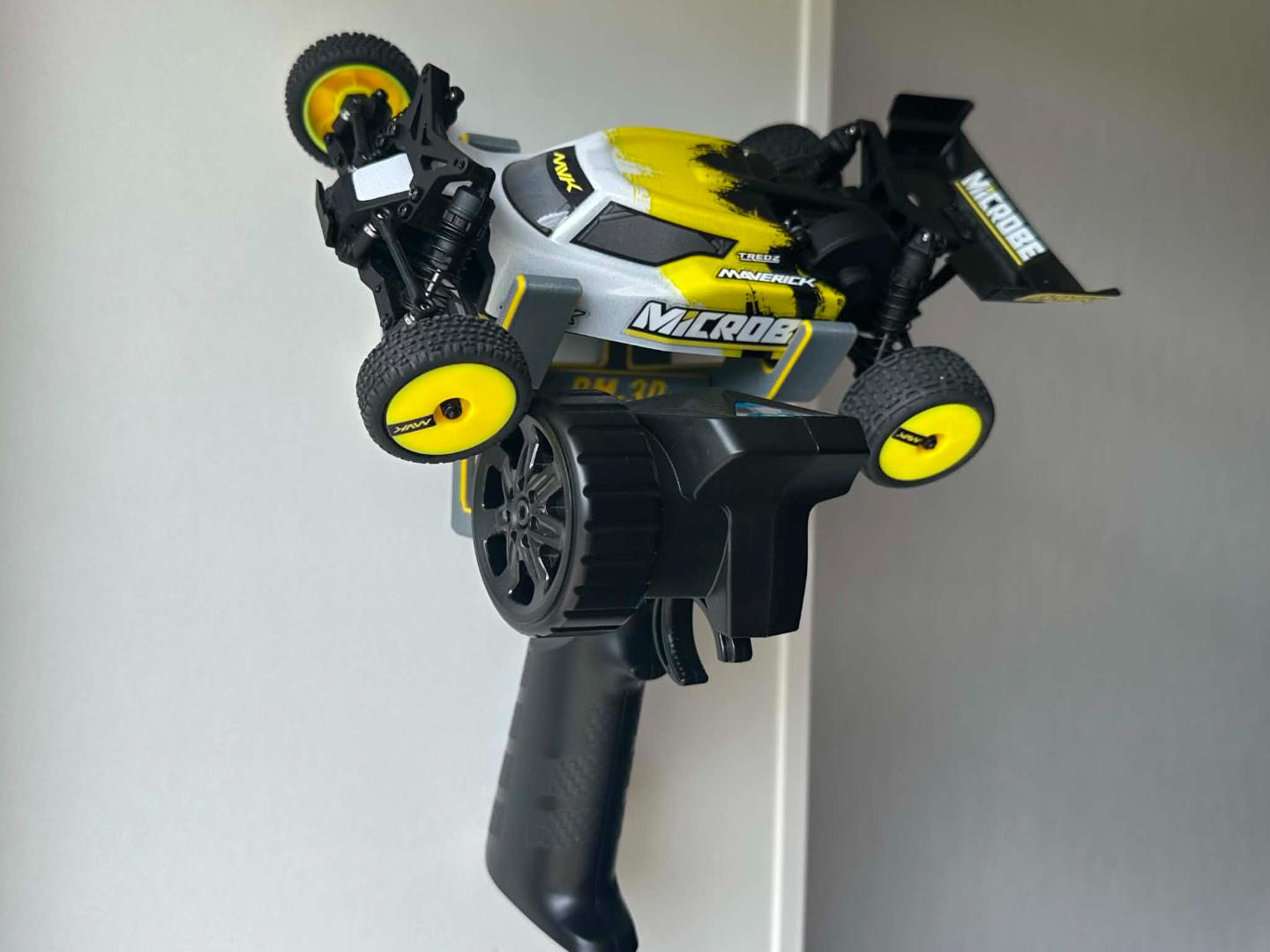 1/24 Maverick Microbe wall mount