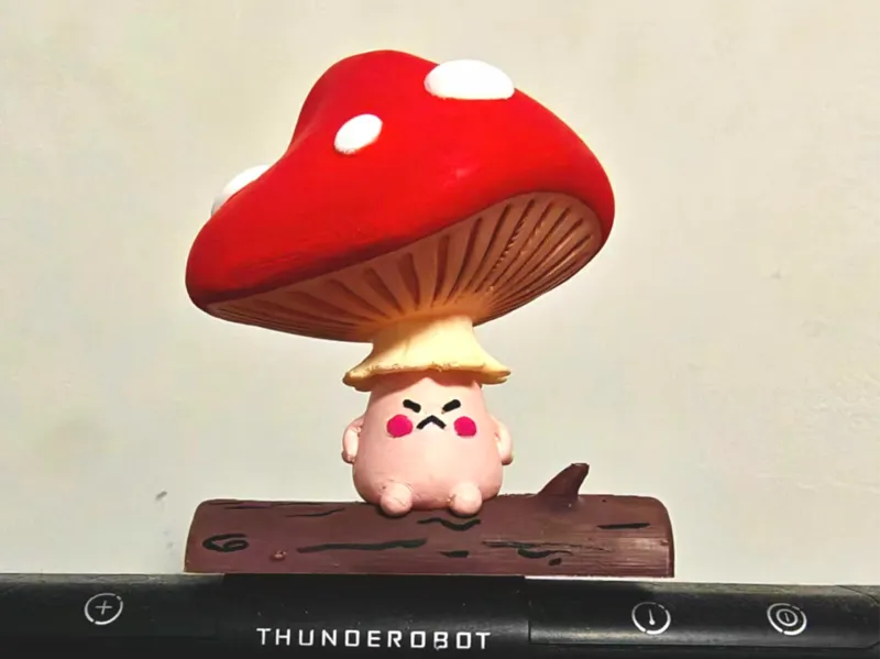 生气的小蘑菇
