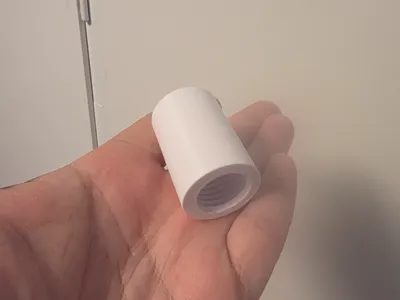Telescopic pole to 1/4" camera adapter