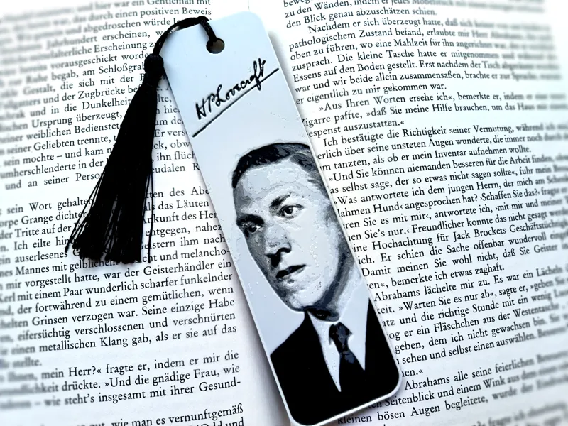 H P Lovecraft Bookmark, 3 Colors HueForge