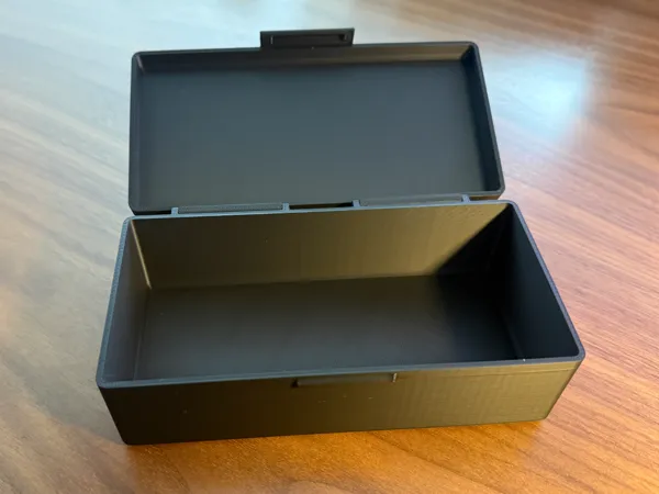Boîte de rangement avec couvercle