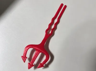 The Devil Wears Prada Hairpin