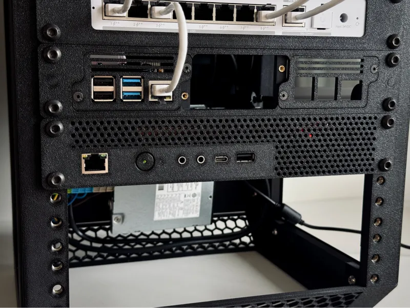 Lenovo Tiny5 10" rack panel case m920q/m920x