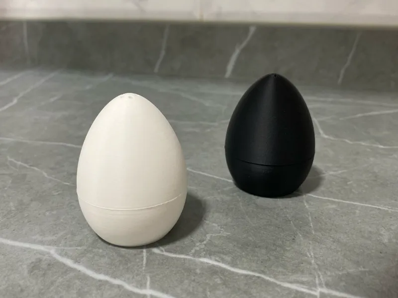 Salt and PeppEGG shakers