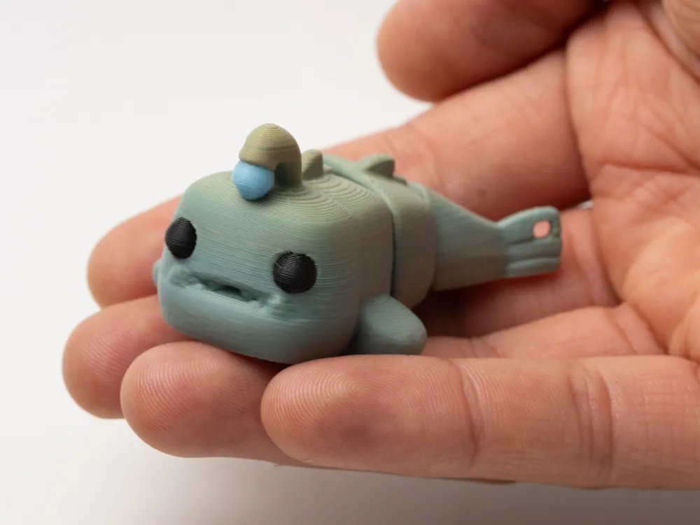 Fish Light - Articulated & Keychain - Free 3D Print Model - MakerWorld
