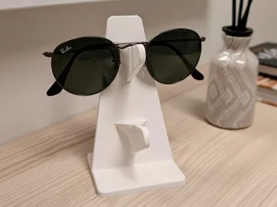 Minimalist Sunglasses Stand