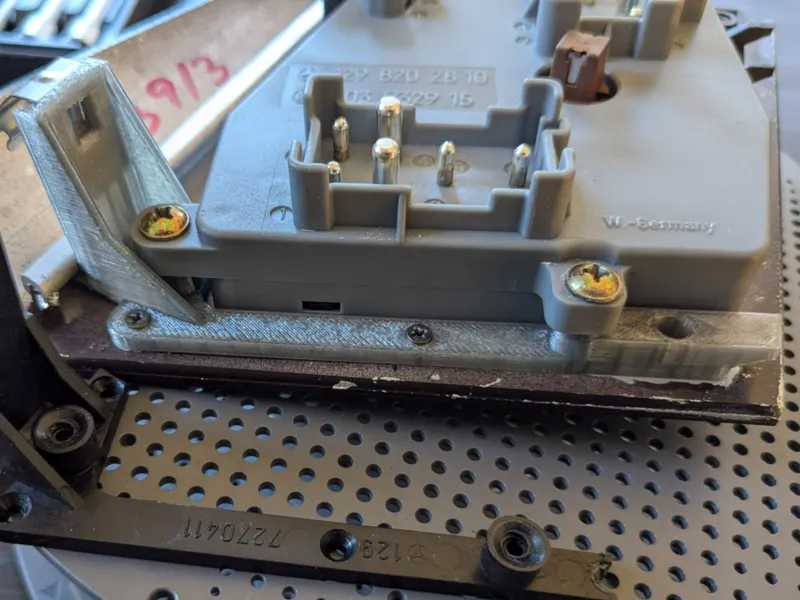 Mercedes r129 seat adjustment panel repair part
