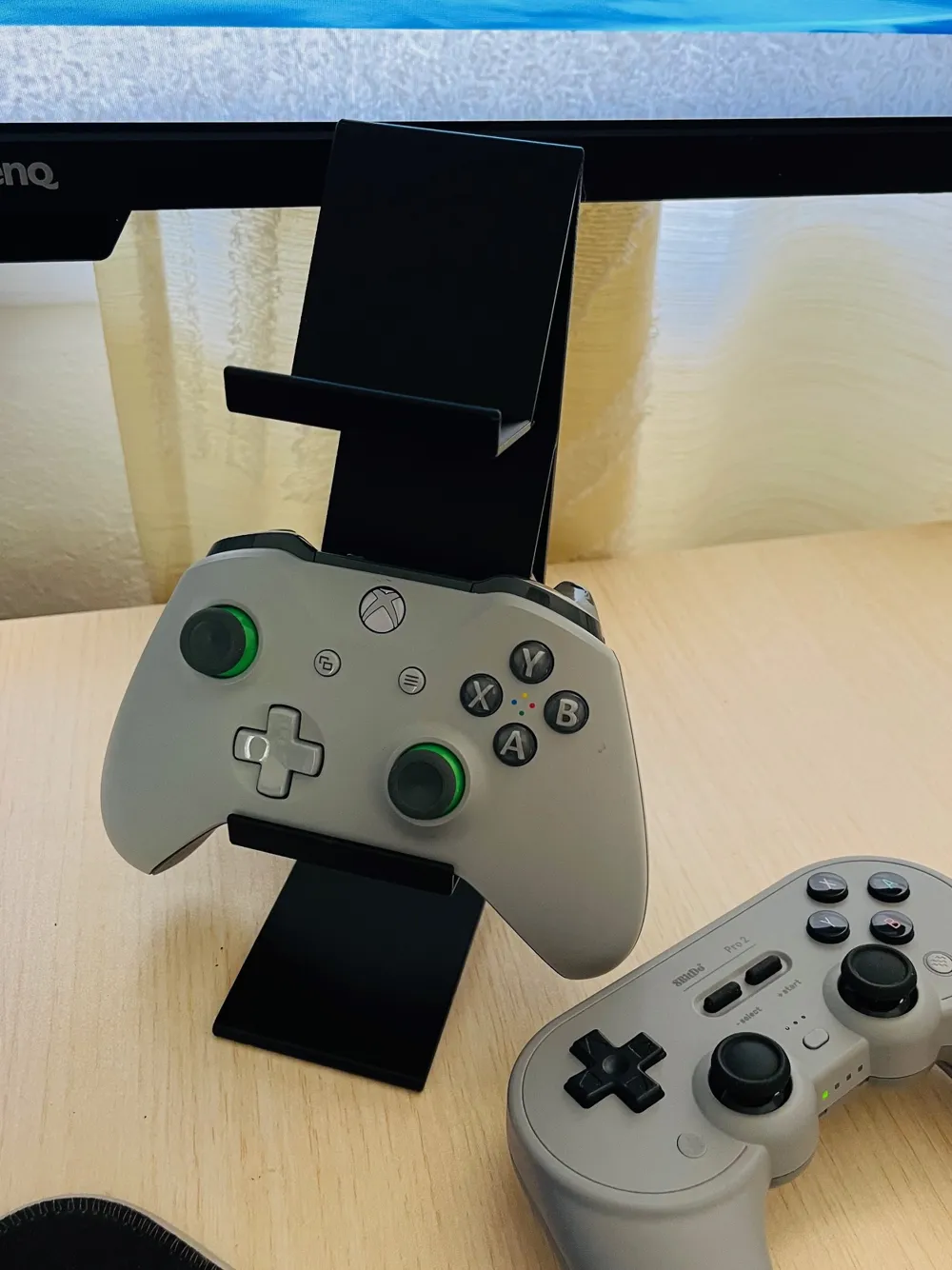Easy Print Game Controller Stand - Free 3D Print Model - MakerWorld