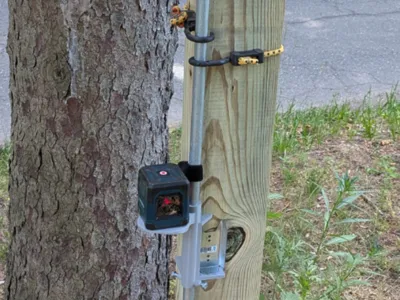 Alignment System for FB24Z fence rail brackets