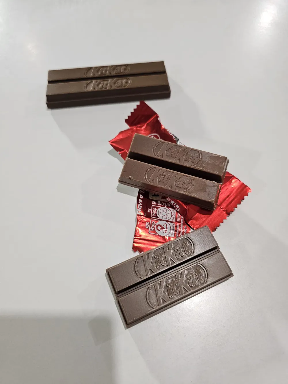 Kit Kat original and mini novelty bar w magnets - Free 3D Print Model ...