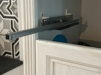 Scharnierhalter für Sideboard Jasmi von Möbelpreis