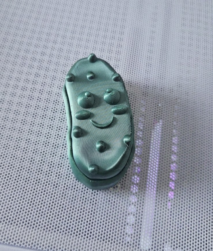 Miniatura 2 do modelo 3D Pickle Clicker Fidget