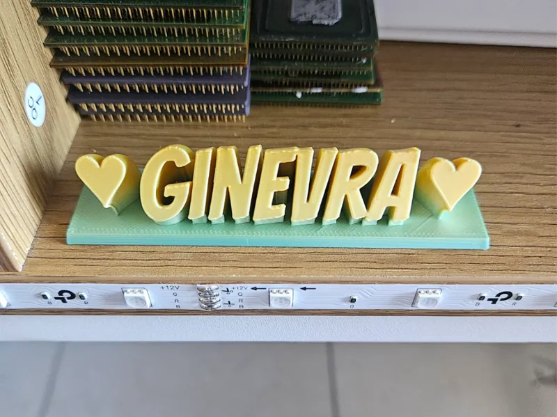 Ginevra sweeping name with base
