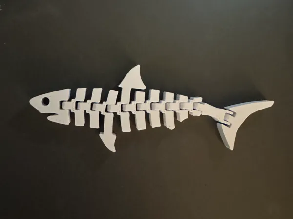 Porte-clés requin articulé
