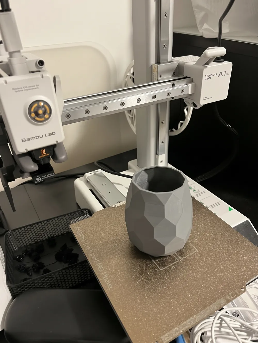 Biomimicry Honeycomb Vase Generator - Free 3D Print Model - MakerWorld