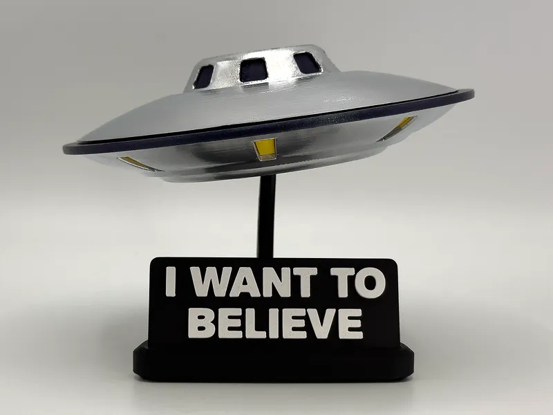 I want to believe in UFOs, UAPs, & Flying Saucers