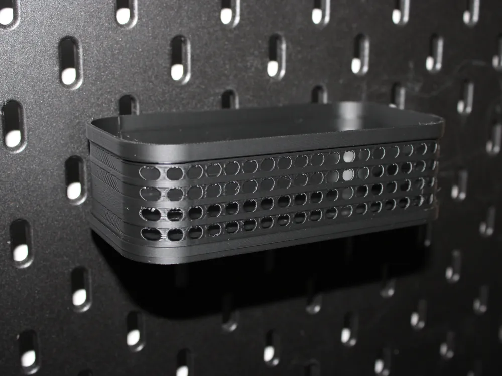 Caja o estuche: Skadis container 120x60mm. Referencia del modelo original.