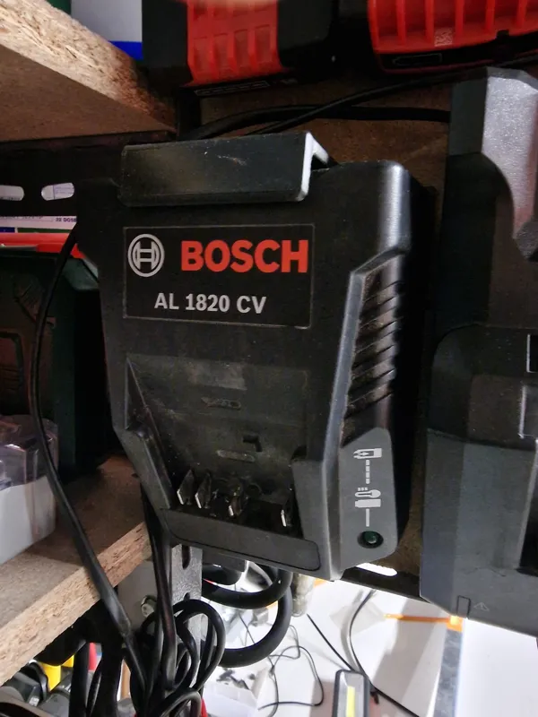 Support mural Bosch AL 1820 CV