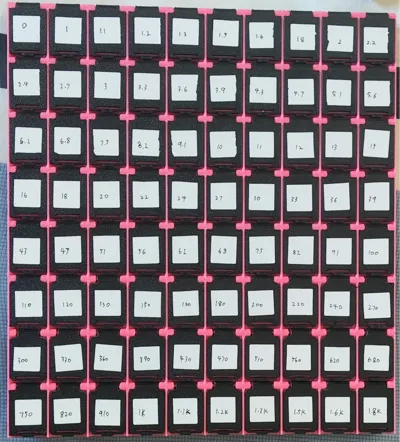 Electronic component storage box