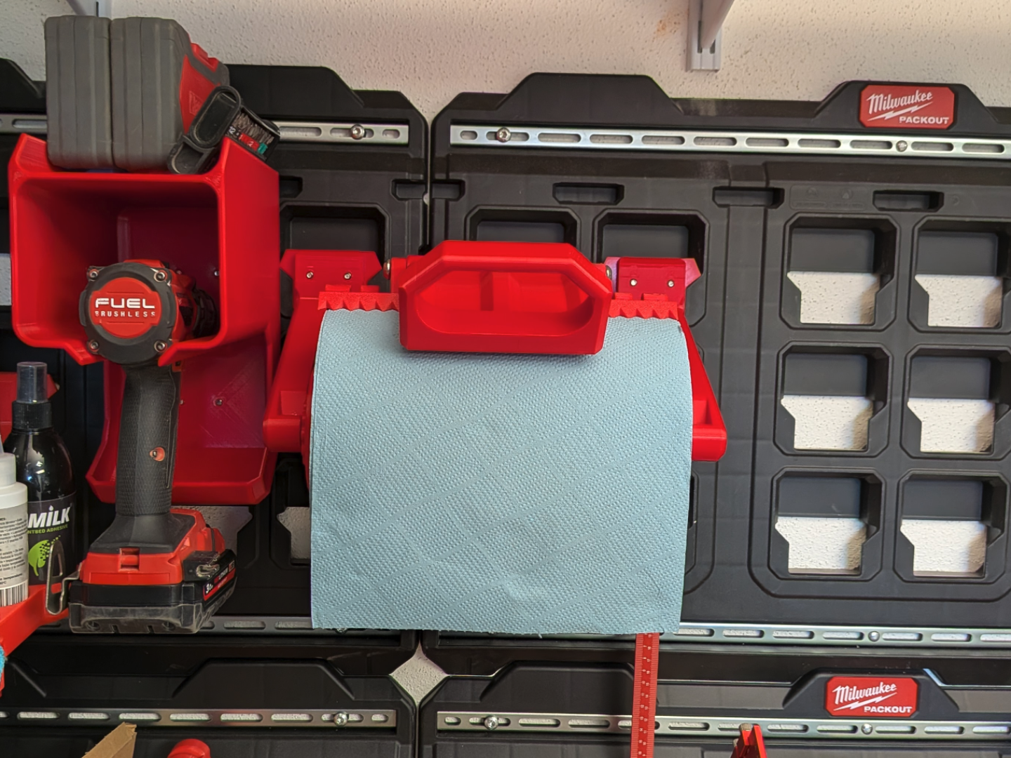 Milwaukee Packout Papierrollenhalter