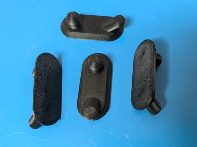 Multiconnect for a 10mm hole pegboard