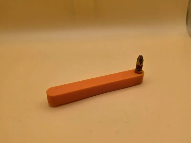 L-shaped hex bit holder