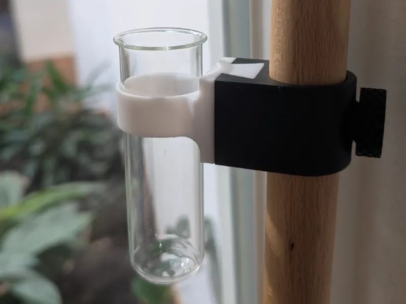 VeGa - VerticalGarden System